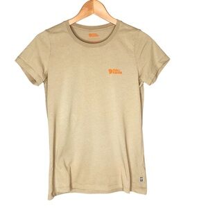 Women's Small Fjällräven Tornestrak Graphic T-shirt Sandstonem Cotton